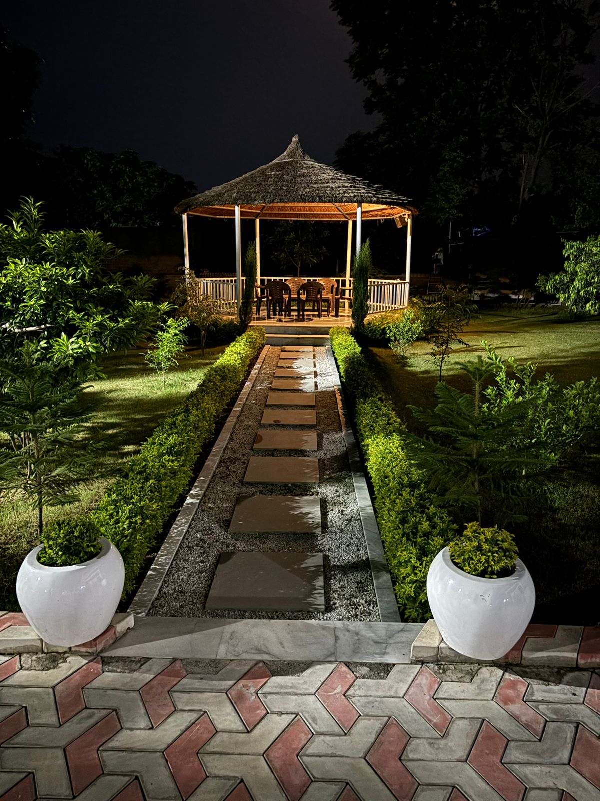 Super Deluxe Room with Garden View - Image 4